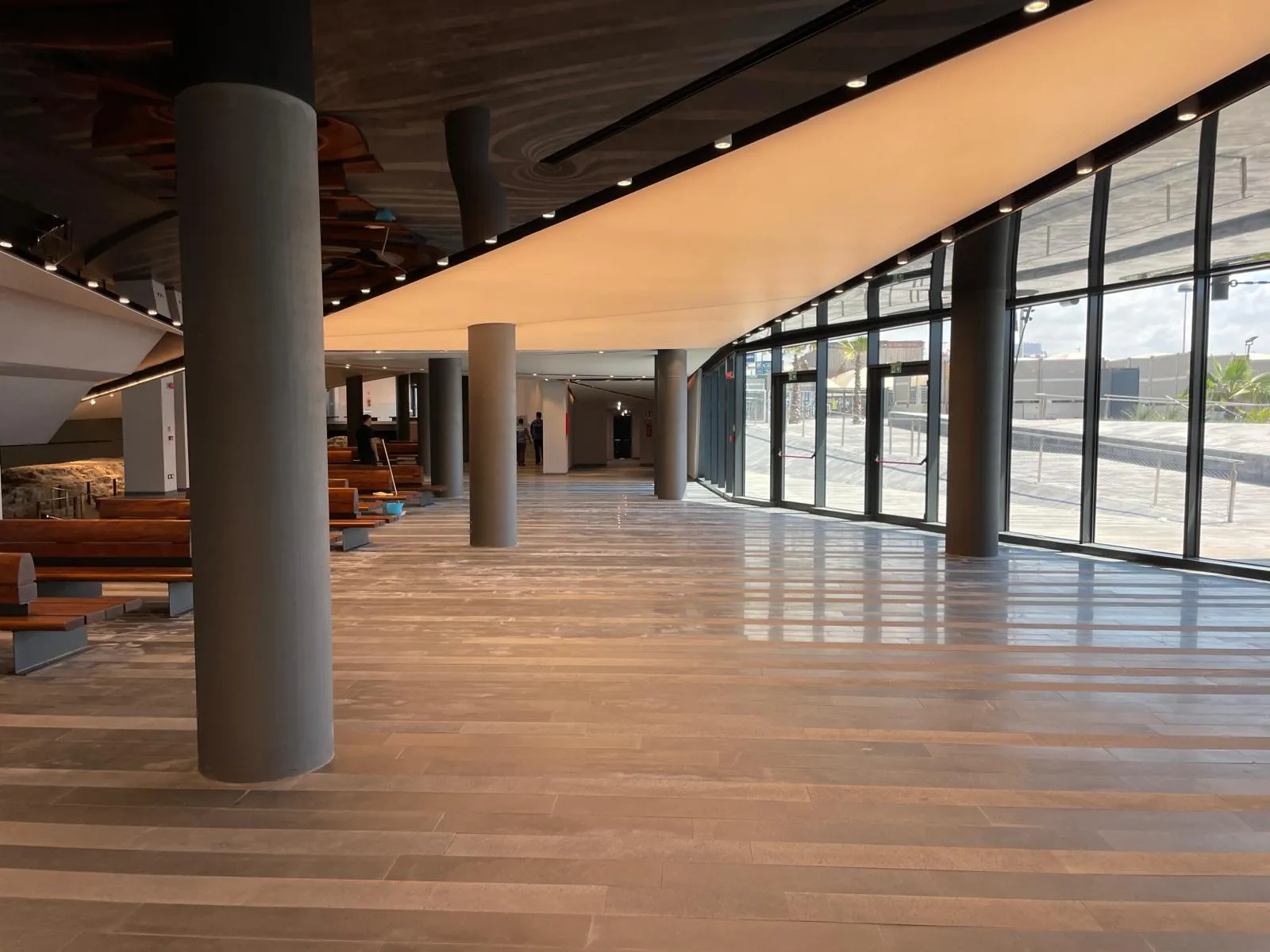 Area della stazione marittima Molo Beverello con sicurezza integrata