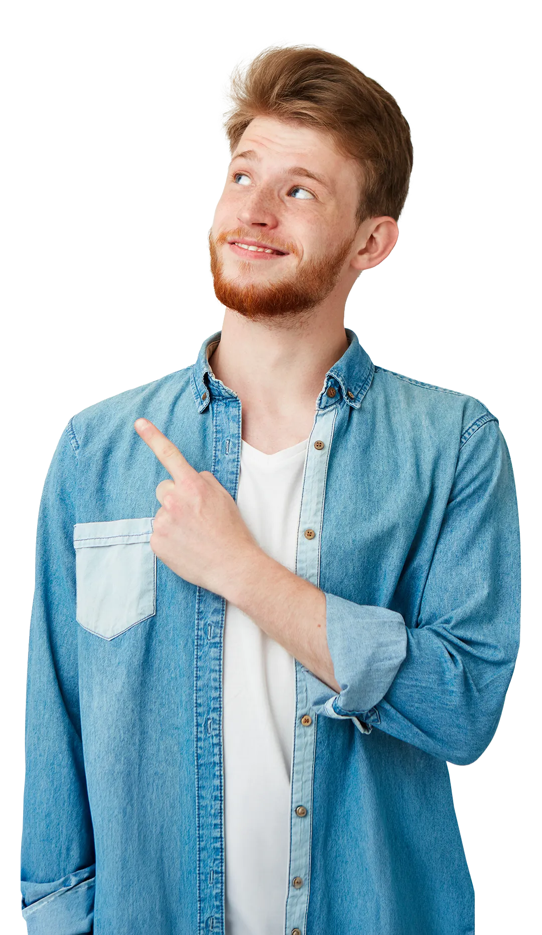 Giovane uomo sorridente in camicia di jeans indica la sezione FAQ Comelit